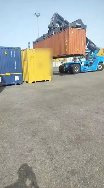 Manutention d'un conteneur